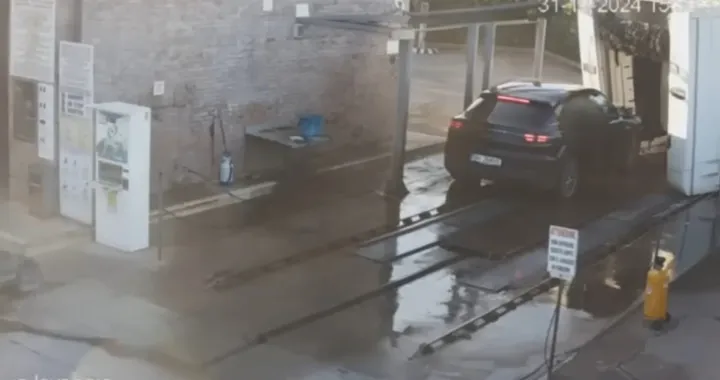 Quando l'auto a benzina diventa elettrica: fake news, panico e accanimento EV