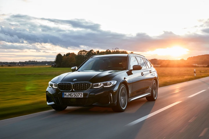 BMW aggiorna i motori benzina a sei cilindri per M240i, M340i e M440i xDrive