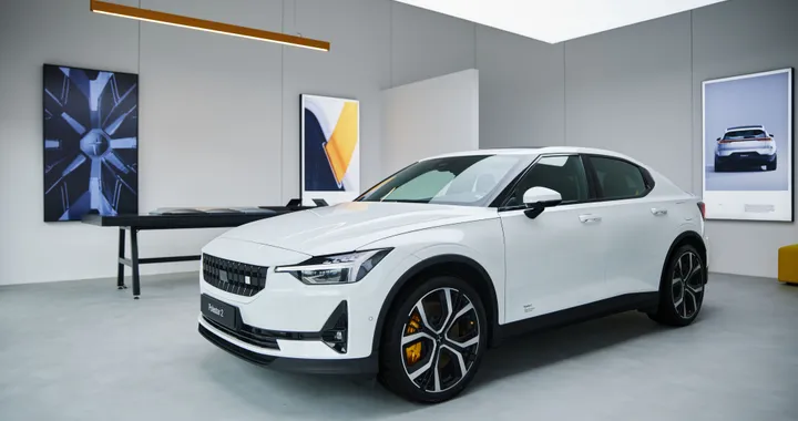 Polestar continua a crescere in Italia ed apre i primi due Test Drive Hub