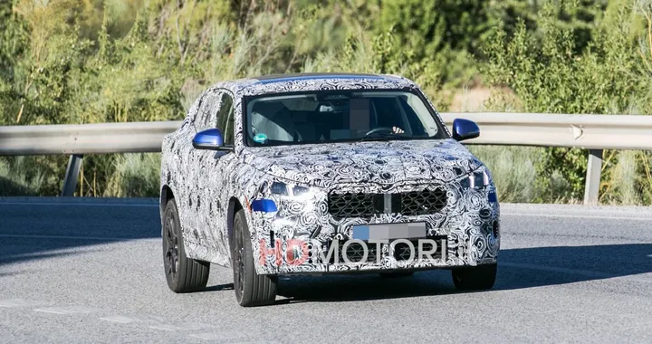 BMW X2, la nuova generazione è quasi pronta. Foto spia