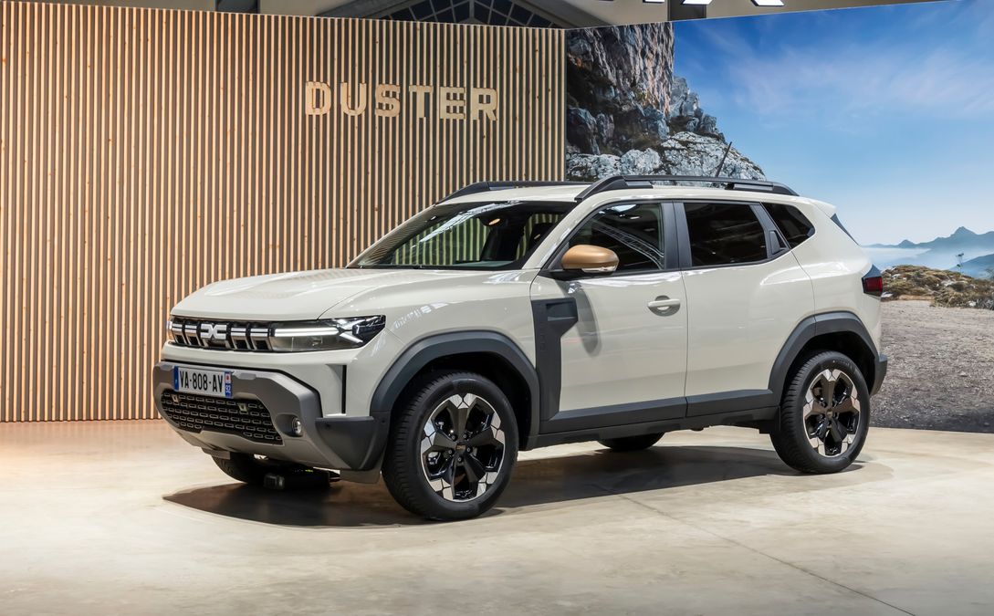 Dacia Duster Hybrid-G 150 4x4, aperti gli ordini: ibrida, GPL e trazione integrale. Ecco i prezzi
