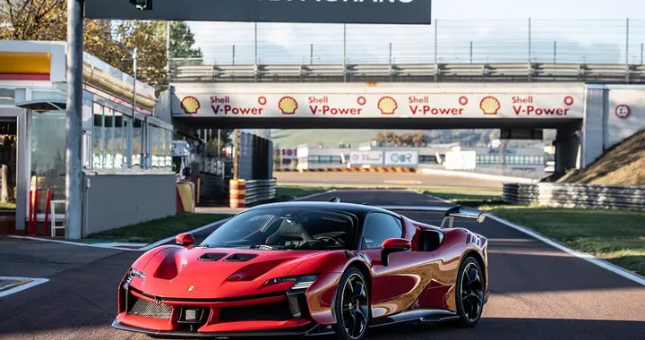 Ferrari costruirà una nuova pista a Fiorano: investimento strategico e benefici