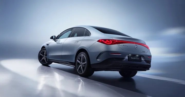 Questa Mercedes elettrica è un flop, appena 627 auto vendute e stop alla produzione