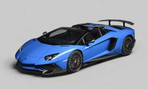 Lamborghini svela la Aventador LP 750-4 SuperVeloce Roadster