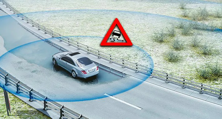 Mercedes: la tecnologia Car-to-X per la sicurezza sulle strade ghiacciate