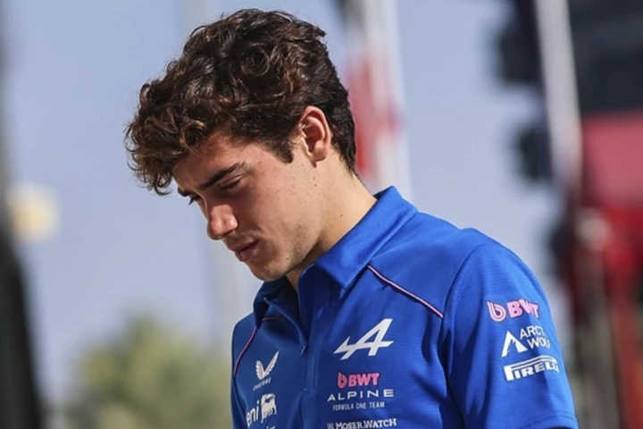 Pilota di F1 derubato sul lago di Como: “Mi hanno portato via tutto”