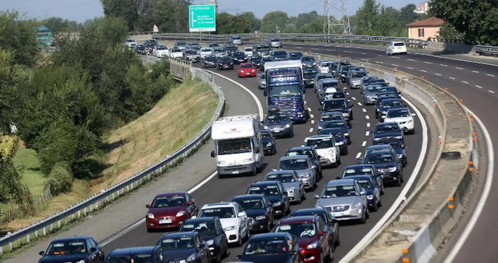 Anas, per l'esodo natalizio 6,5 milioni di italiani in viaggio su strade e autostrade