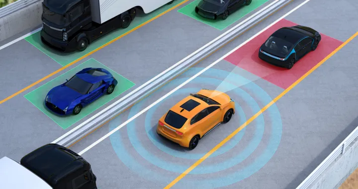 ControSterzo, nuovi ADAS obbligatori. La microcar elettrica che si &quot;piega&quot; | Replay