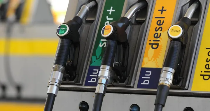 Da ottobre arrivano le nuove etichette UE per i carburanti