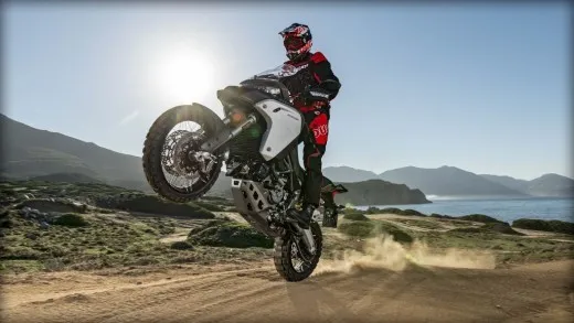 Ducati Multistrada 1200 Enduro: caratteristiche e video