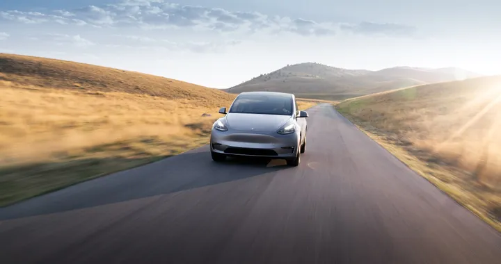 Tesla Model Y RWD, negli USA un update software per sbloccare più autonomia