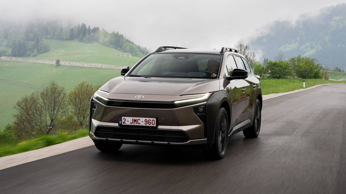 Anteprima: Toyota bZ4X Touring: più spazio e batteria garantita 1 milione di km