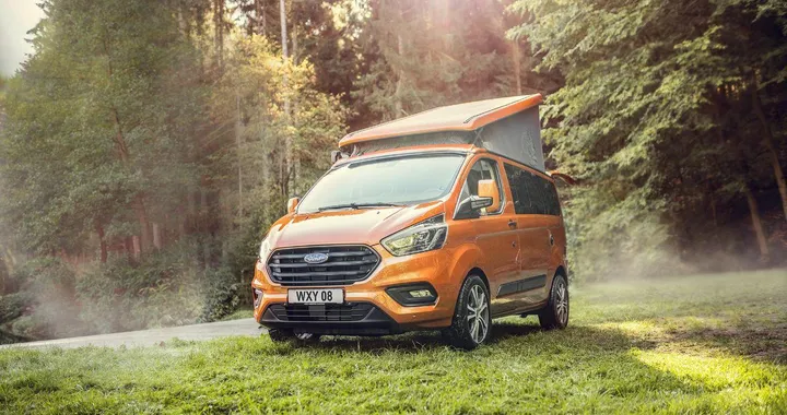 Ford Transit Custom Nugget, il piccolo camper protagonista al Salone del Camper