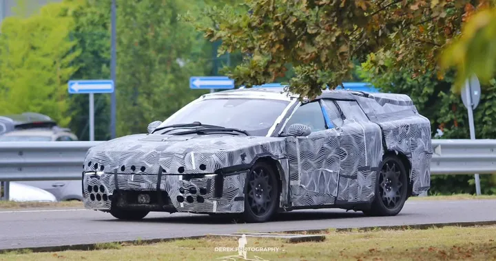 Ferrari elettrica, il conto alla rovescia è partito: cosa scopriremo il 9 ottobre?