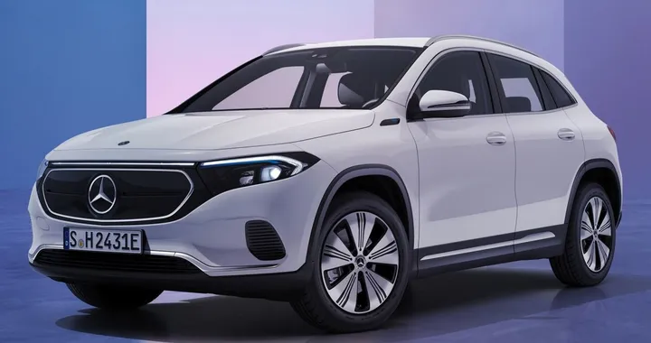 Mercedes EQA, test invernali per il restyling. Le nuove foto spia
