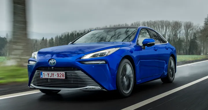 Finalmente una nuova auto ad idrogeno in Italia! Ecco chi l'ha comprata