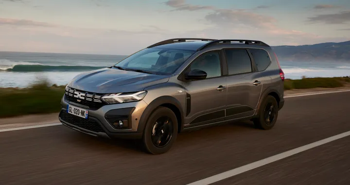 Dacia Jogger, 100 mila unità vendute in Europa. Anche ibrida e GPL