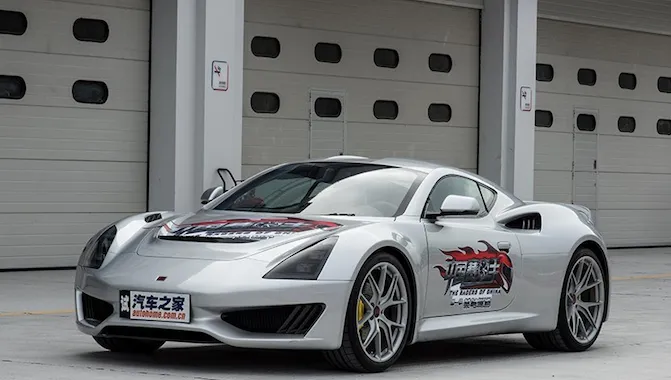 Saleen: nel 2018 una sportiva (anche elettrica) prodotta in Cina