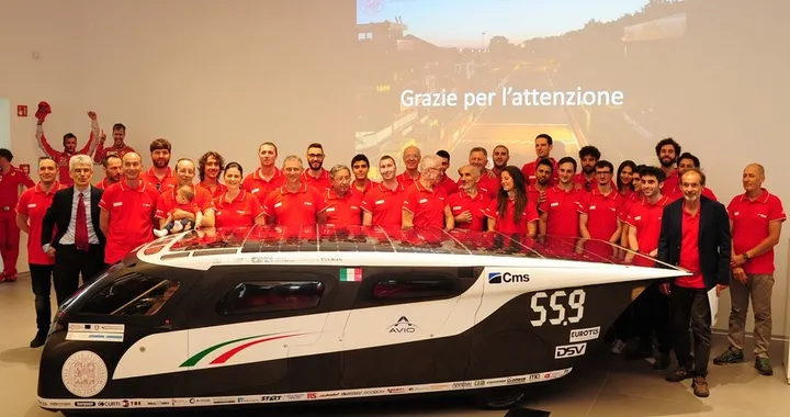 Emilia 4, la prima auto solare italiana è realizzata dall'Università di Bologna