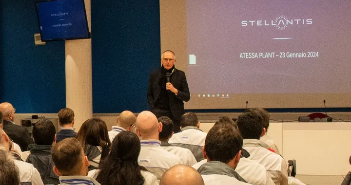 Stellantis, Carlos Tavares: sugli incentivi persi 9 mesi