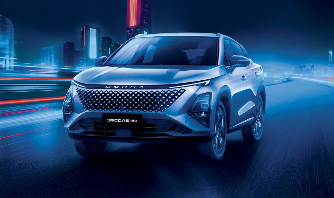 Omoda 5 è anche Super Full Hybrid, ordini al via: allestimenti e prezzi