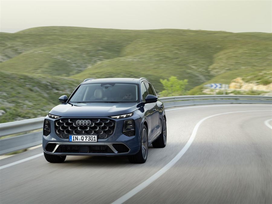 Copertina: Audi Q7, la terza generazione è qui: prezzi a partire da 87.150 euro