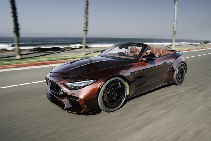 Brabus ha appena svelato una Mercedes mostruosa da 1.000 CV a Monterey