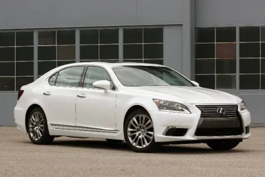 Lexus LS Fuel Cell: rumor sulla Lexus a idrogeno