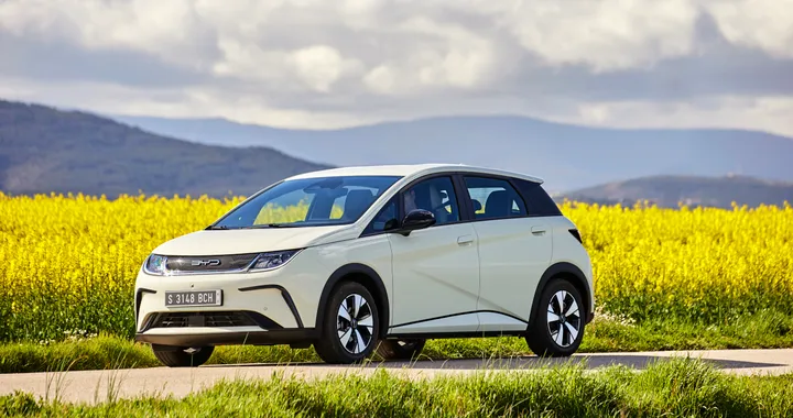 BYD Dolphin, come provarla con un test drive a Milano e in Lombardia