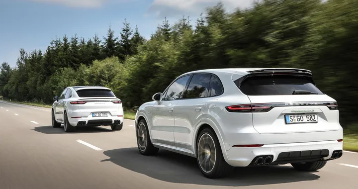 Nuova Porsche Cayenne Turbo S E-Hybrid: SUV ibrido da 680 CV e 900 Nm