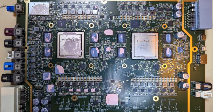 Hardware 4.0 di Tesla, i primi dettagli delle caratteristiche tecniche