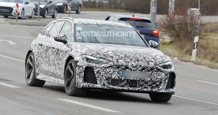 Nuova Audi RS 5 in arrivo nel 2025 con un look super aggressivo