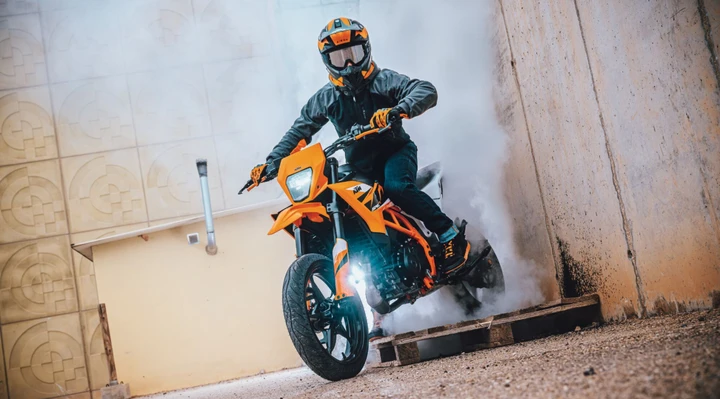 KTM taglia i prezzi per l'estate: le promozioni su Street e Offroad