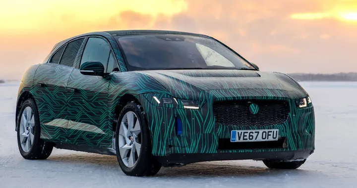 Jaguar I-PACE: 80% di ricarica in 45 minuti