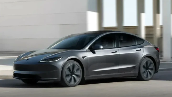 La Tesla Model 3 si aggiorna in Cina: le novità arriveranno in Europa?