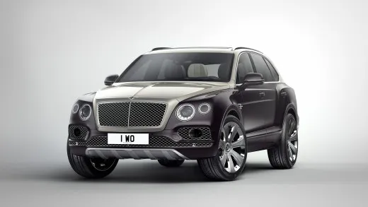 Bentley Bentayga Mulliner, Continental Supersports, Flying Spur W12 S a Ginevra