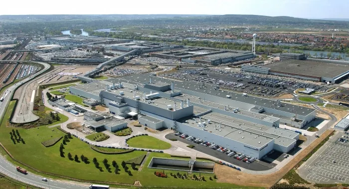 Gruppo PSA: a Poissy nascerà un nuovo modello DS