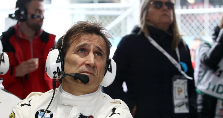 Alex Zanardi torna a casa. Il recupero sarà ancora lungo