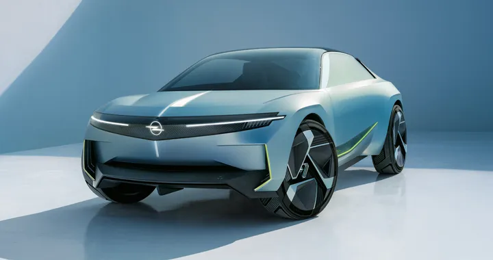 Opel Manta 2025, il SUV coupé elettrico non si farà