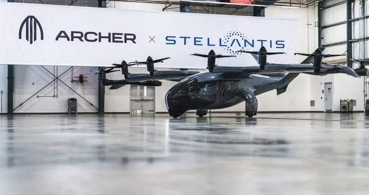 Stellantis ed Archer portano l'eVTOL Midnight al Paris Air Show 2023