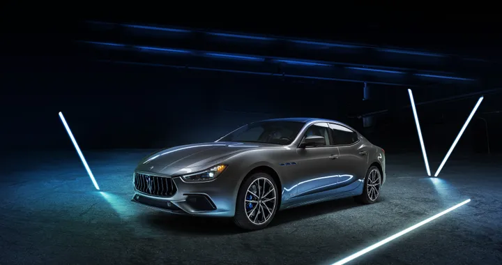 Maserati Ghibli Hybrid, la prima ibrida del Tridente: motore e prestazioni