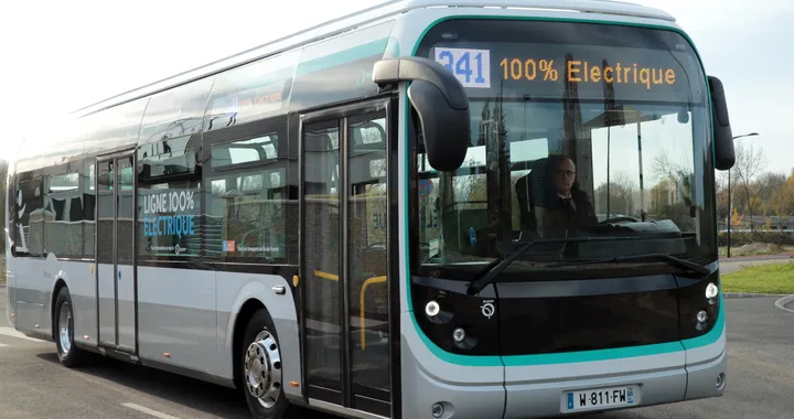 A Parigi 800 nuovi bus elettrici per combattere lo smog