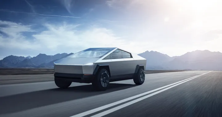 Tesla Cybertruck, il nuovo design è quasi pronto: sarà svelato tra circa un mese