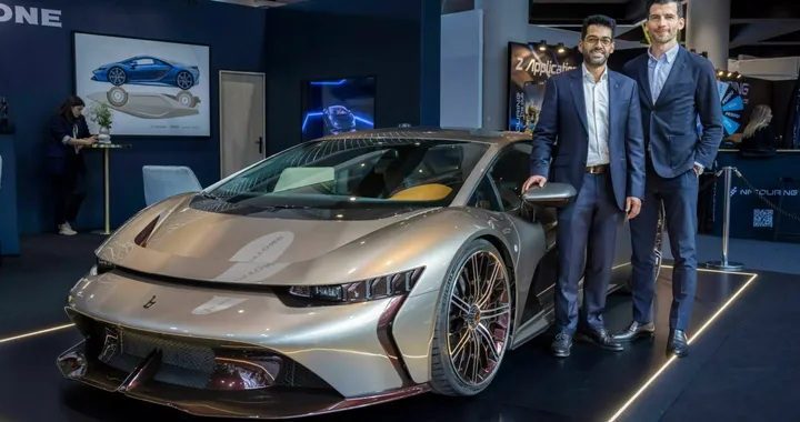 Bertone GB110 in mostra: ecco la supercar alimentata da rifiuti plastici