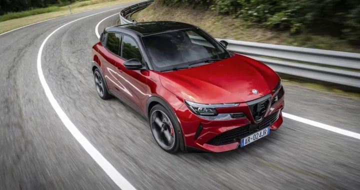 Alfa Romeo, la crescita continua: oltre 45.000 ordini per la Junior