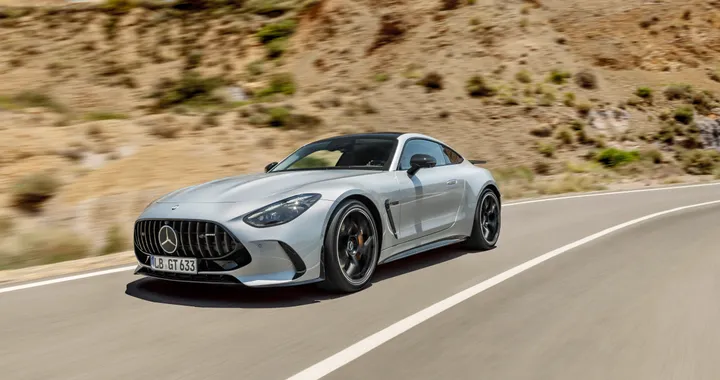 Mercedes-AMG GT: presentata la nuova generazione della coupé sportiva