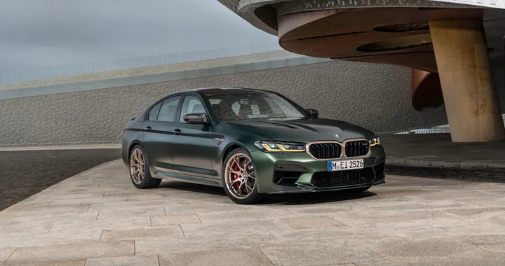 BMW M5 CS, ancora più sportiva con 635 CV: caratteristiche e prezzi