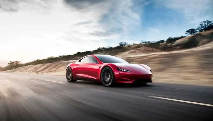 Tesla Roadster, la presentazione slitta al 15 ottobre a causa del maltempo
