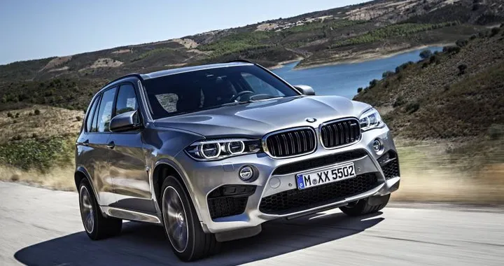 BMW X5 M, il restyling è stato spiato sulla pista del Nurburgring