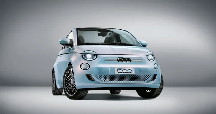 Fiat definisce la 500e come la sua &quot;Tesla urbana&quot;